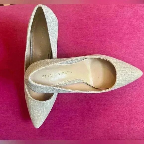 Katie & Kellie Sliver pumps with a touch of dazzle Woman’s size 8. Worn twice. - Picture 6 of 7